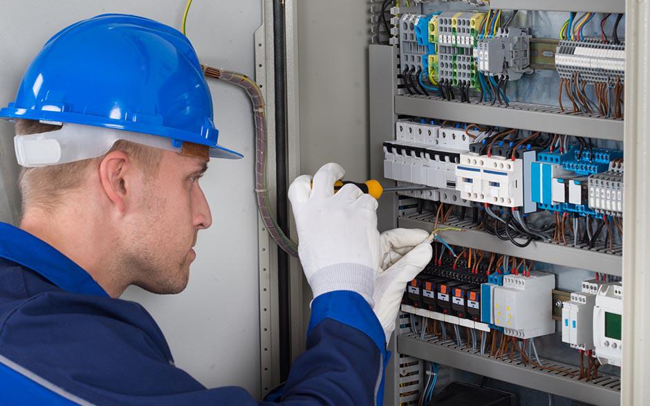 tarif horaire électricien Compiègne
